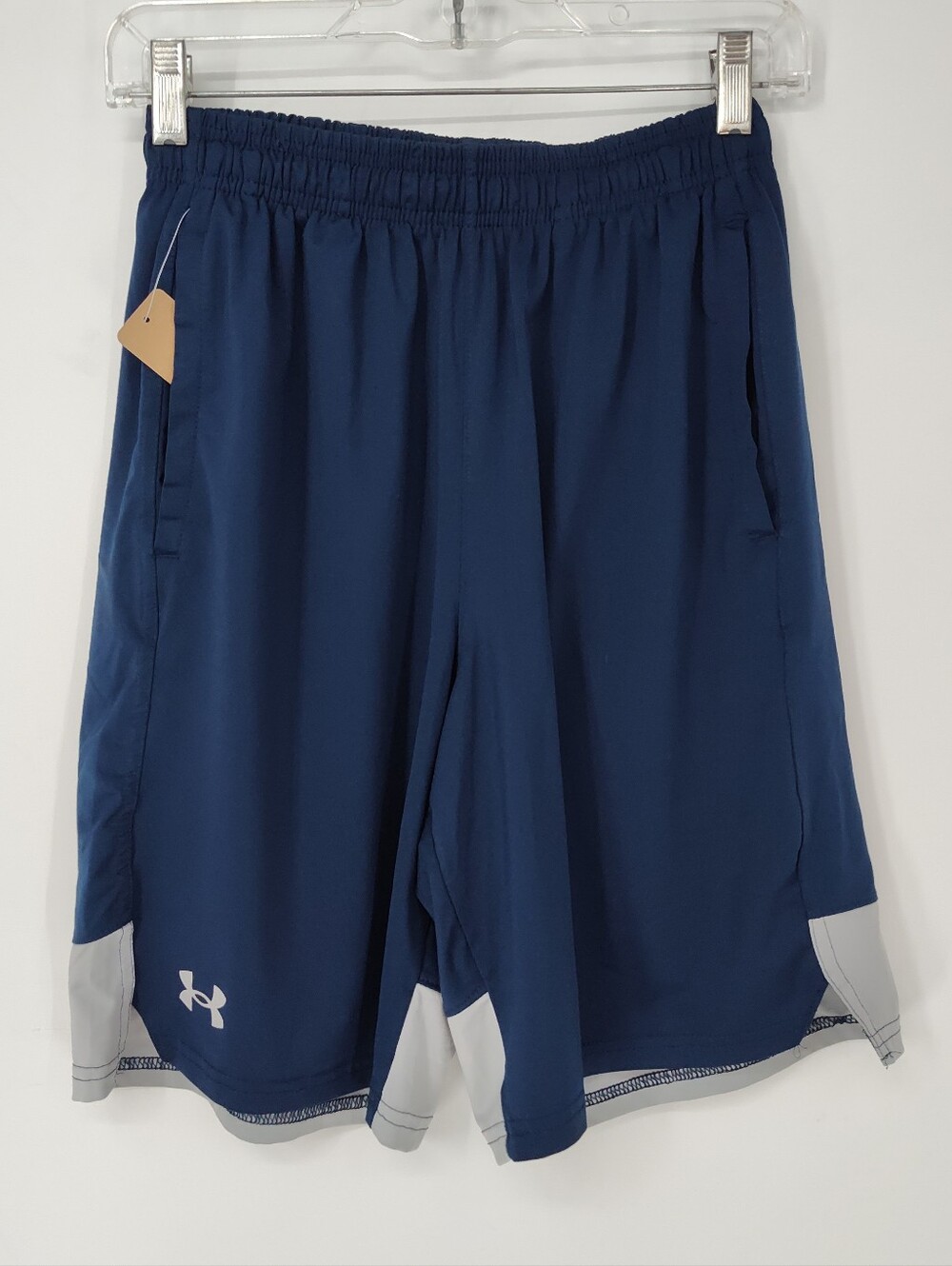 Under Armour Men's Navy and Light Gray Athletic Shorts Size Small